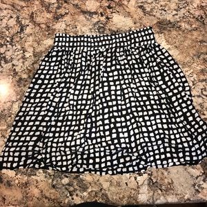 Black & white printed skirt!